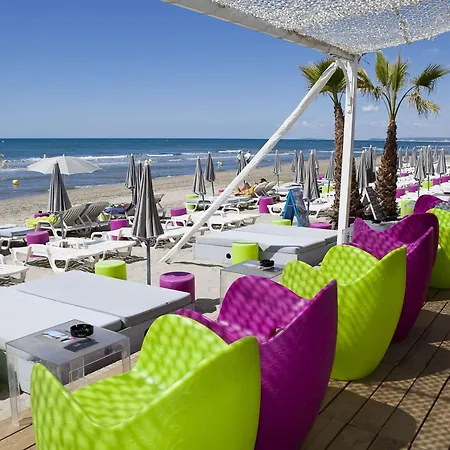 Апартаменты Proche Plage, Parking Prive - Fr-1-328-143 *